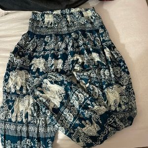 Pretty comfortable elephant pants !